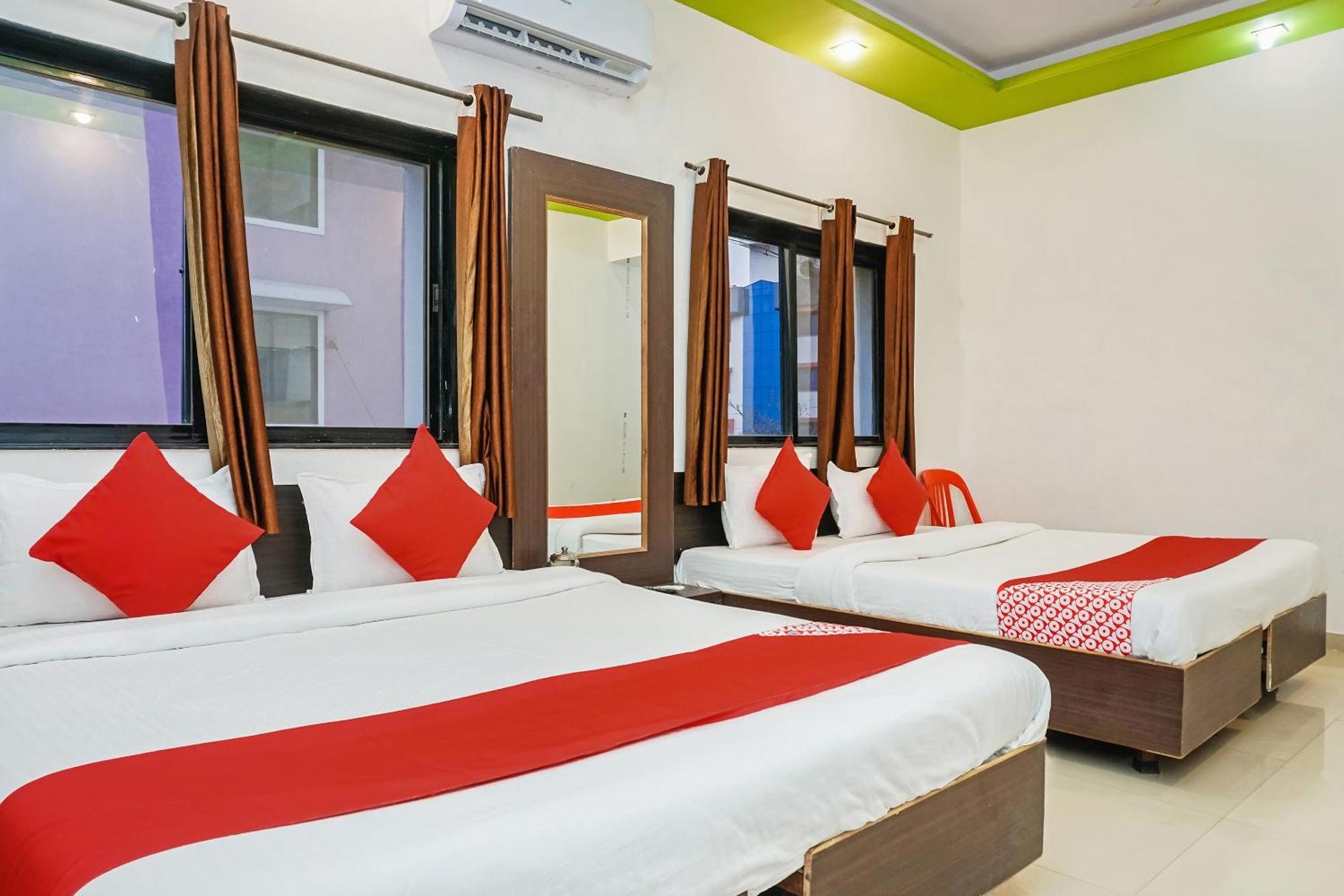 Super Hotel O Shirdi Sai Inn Exteriör bild