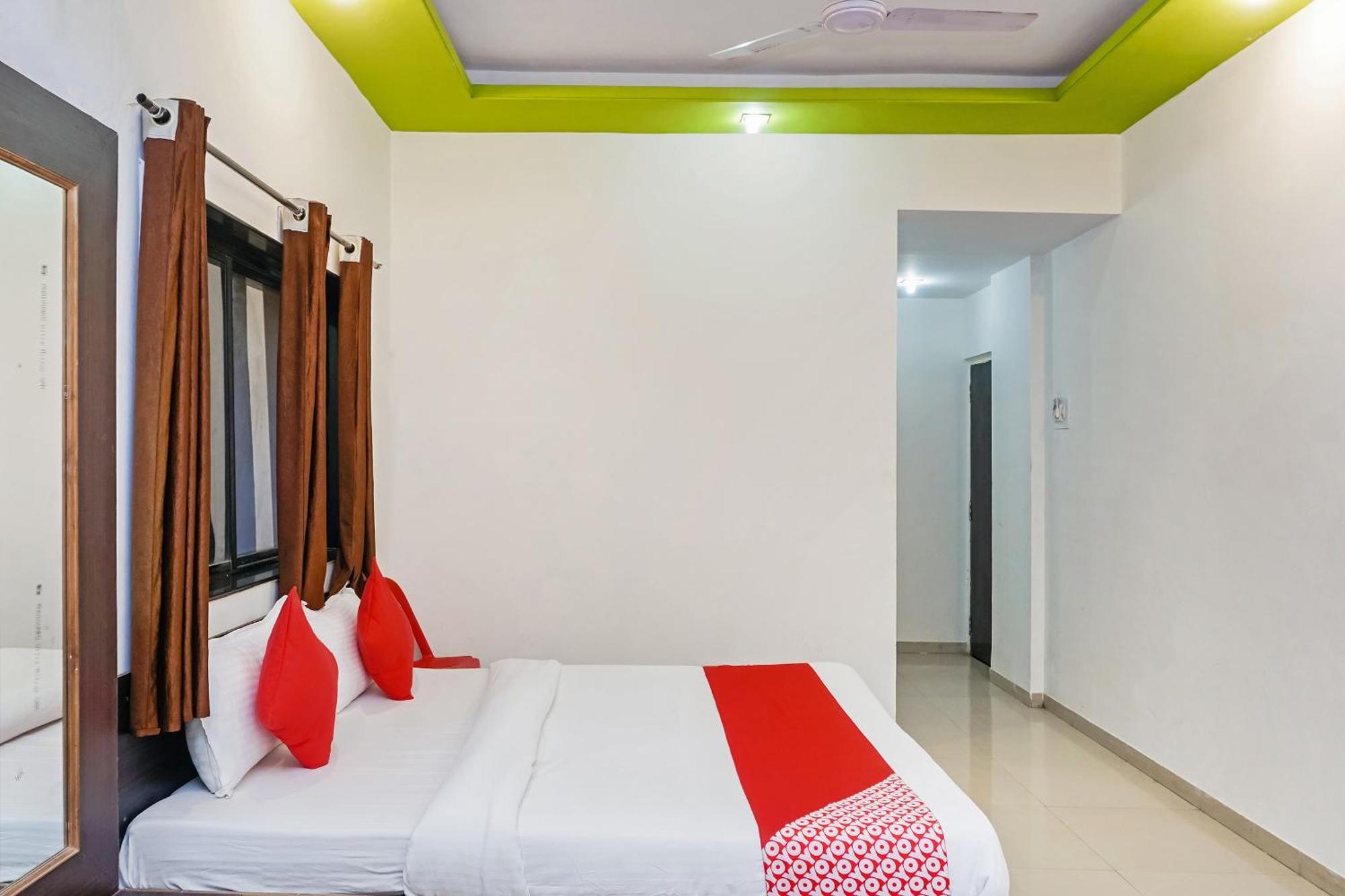 Super Hotel O Shirdi Sai Inn Exteriör bild
